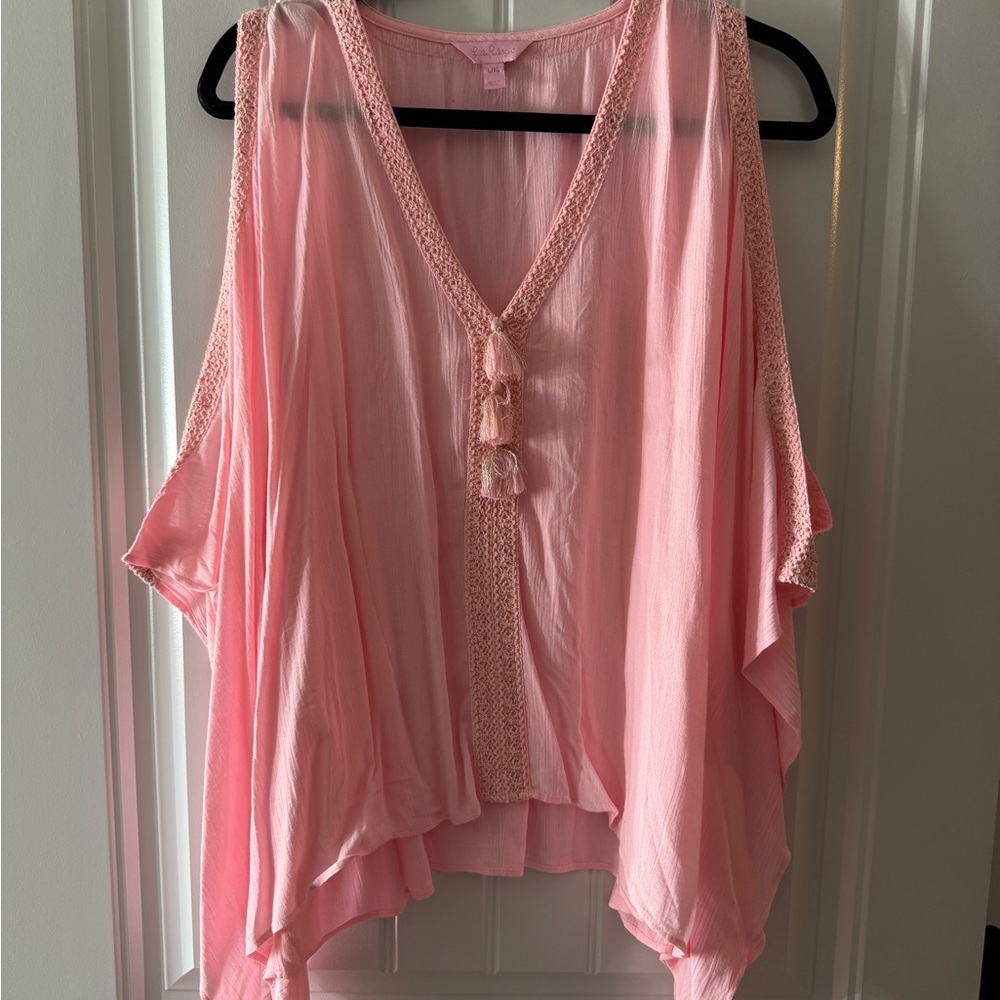 L/XL Lilly Pulitzer Light Pink Blouse with Tassels